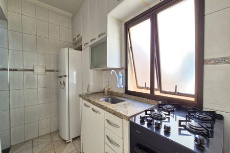 Apartamento para alugar com 55m², 2 quartos e 1 vaga Apartamento para alugar com 55m², 2 quartos e 1 vagaCozinha