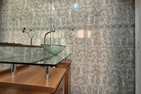 Apartamento para alugar com 55m², 2 quartos e 1 vaga Apartamento para alugar com 55m², 2 quartos e 1 vagaBanheiro