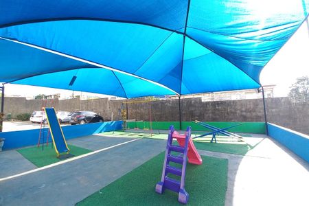 Apartamento para alugar com 55m², 2 quartos e 1 vaga Apartamento para alugar com 55m², 2 quartos e 1 vagaÁrea comum - Playground