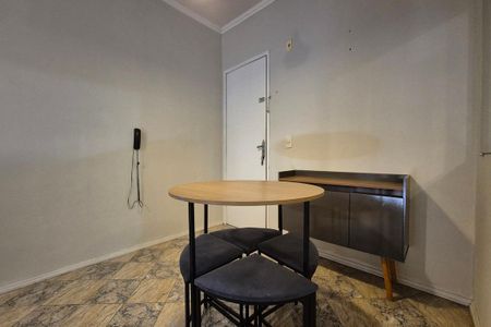 Apartamento para alugar com 55m², 2 quartos e 1 vaga Apartamento para alugar com 55m², 2 quartos e 1 vagaSala de Jantar