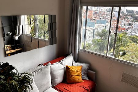 Sala de apartamento para alugar com 1 quarto, 25m² em Paraíso do Morumbi, São Paulo