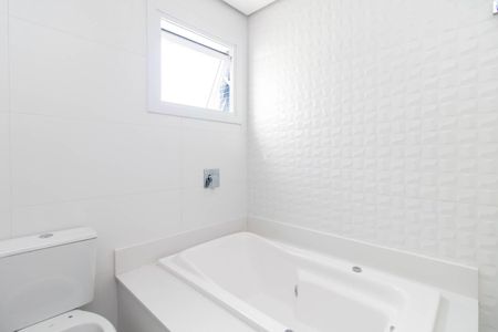 Apartamento para alugar com 350m², 3 quartos e 4 vagas Apartamento para alugar com 350m², 3 quartos e 4 vagasBanheiro do Quarto 3