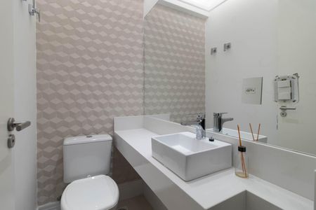 Apartamento para alugar com 350m², 3 quartos e 4 vagas Apartamento para alugar com 350m², 3 quartos e 4 vagasLavabo