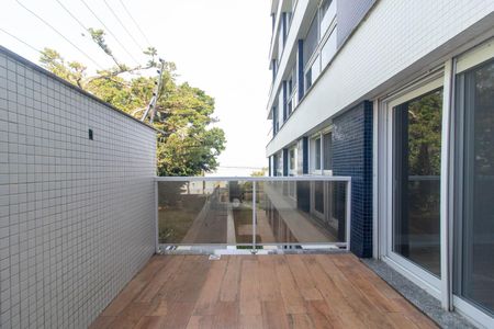 Apartamento para alugar com 350m², 3 quartos e 4 vagas Apartamento para alugar com 350m², 3 quartos e 4 vagasQuarto 3