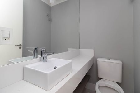 Lavabo de apartamento para alugar com 3 quartos, 350m² em Vila Assunção, Porto Alegre