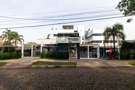 Apartamento para alugar com 350m², 3 quartos e 4 vagas Apartamento para alugar com 350m², 3 quartos e 4 vagasFachada