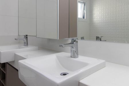 Apartamento para alugar com 350m², 3 quartos e 4 vagas Apartamento para alugar com 350m², 3 quartos e 4 vagasBanheiro do Quarto 3