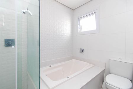 Apartamento para alugar com 350m², 3 quartos e 4 vagas Apartamento para alugar com 350m², 3 quartos e 4 vagasBanheiro do Quarto 3