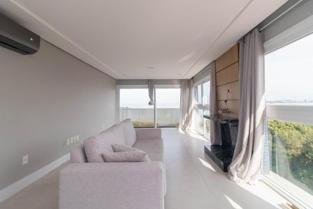 Sala de apartamento para alugar com 3 quartos, 350m² em Vila Assunção, Porto Alegre