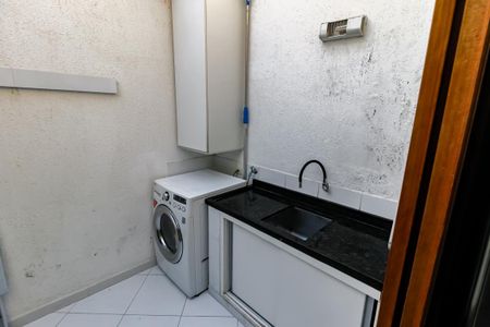 Casa de condomínio à venda com 110m², 2 quartos e 2 vagas Casa de condomínio à venda com 110m², 2 quartos e 2 vagasÁrea de Serviço