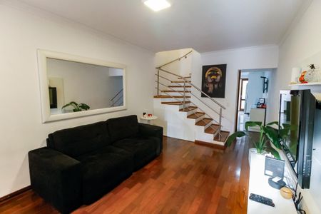 Sala de casa de condomínio à venda com 2 quartos, 110m² em Vila Pirajussara, São Paulo