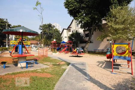 Casa de condomínio à venda com 110m², 2 quartos e 2 vagas Casa de condomínio à venda com 110m², 2 quartos e 2 vagasÁrea comum - Playground