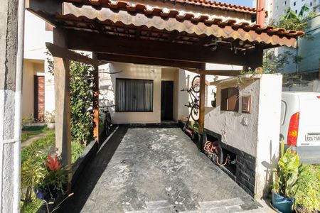 Casa de condomínio à venda com 110m², 2 quartos e 2 vagas Casa de condomínio à venda com 110m², 2 quartos e 2 vagasGaragem