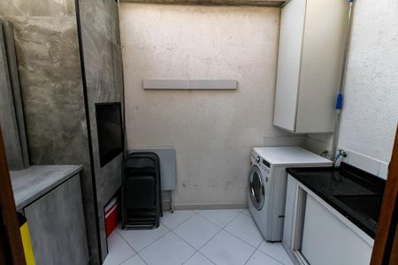 Casa de condomínio à venda com 110m², 2 quartos e 2 vagas Casa de condomínio à venda com 110m², 2 quartos e 2 vagasÁrea de Serviço