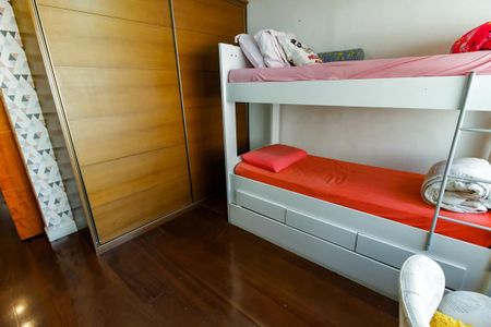 Casa de condomínio à venda com 110m², 2 quartos e 2 vagas Casa de condomínio à venda com 110m², 2 quartos e 2 vagasSuíte 1