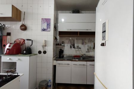 Apartamento para alugar com 156m², 2 quartos e 1 vaga Apartamento para alugar com 156m², 2 quartos e 1 vagaCozinha - Armários