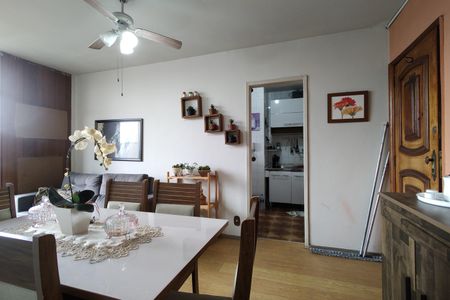 Apartamento para alugar com 156m², 2 quartos e 1 vaga Apartamento para alugar com 156m², 2 quartos e 1 vagaSala