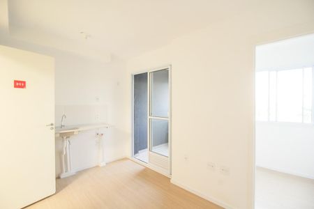 Sala/Cozinha de apartamento para alugar com 2 quartos, 30m² em Vila Pereira Barreto, São Paulo