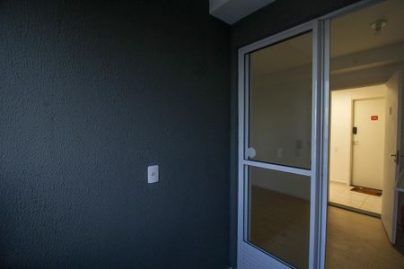 Apartamento para alugar com 30m², 2 quartos e sem vaga Apartamento para alugar com 30m², 2 quartos e sem vagaSacada