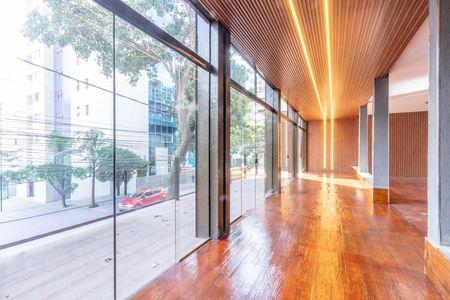 Sala de casa para alugar com 5 quartos, 400m² em Sion, Belo Horizonte