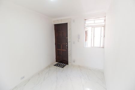 Sala  de apartamento para alugar com 1 quarto, 50m² em Conjunto Habitacional Presidente Castelo Branco, Carapicuíba