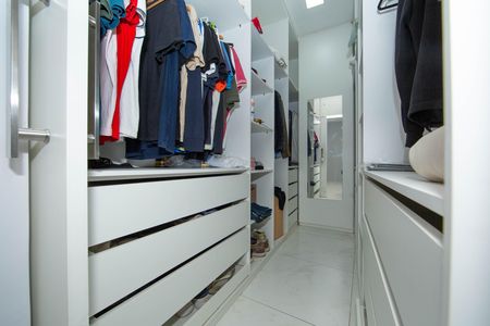 Casa para alugar com 120m², 3 quartos e 2 vagas Casa para alugar com 120m², 3 quartos e 2 vagasQUARTO1