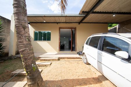 Casa para alugar com 120m², 3 quartos e 2 vagas Casa para alugar com 120m², 3 quartos e 2 vagasFACHADA
