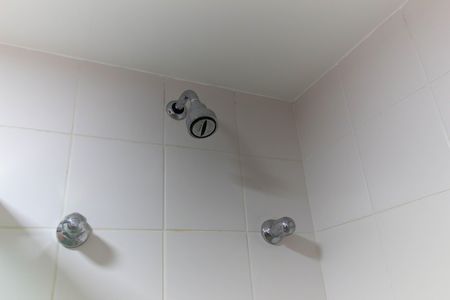 Apartamento à venda com 180m², 4 quartos e 2 vagas Apartamento à venda com 180m², 4 quartos e 2 vagasBanheiro da Suíte 4