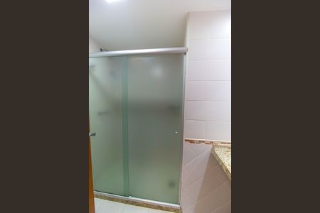 Apartamento à venda com 180m², 4 quartos e 2 vagas Apartamento à venda com 180m², 4 quartos e 2 vagasBanheiro da Suíte 4