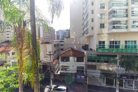 Vista da Sala de apartamento à venda com 4 quartos, 220m² em Icaraí, Niterói