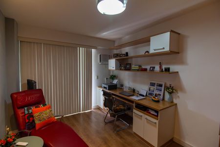 Apartamento à venda com 180m², 4 quartos e 2 vagas Apartamento à venda com 180m², 4 quartos e 2 vagas Suíte 1