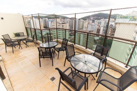 Apartamento à venda com 180m², 4 quartos e 2 vagas Apartamento à venda com 180m², 4 quartos e 2 vagasÁrea comum