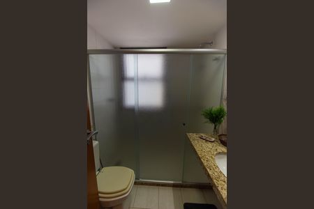 Apartamento à venda com 180m², 4 quartos e 2 vagas Apartamento à venda com 180m², 4 quartos e 2 vagasBanheiro da Suíte 3