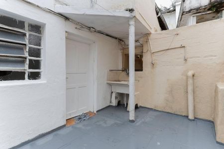 Casa para alugar com 58m², 1 quarto e 1 vaga Casa para alugar com 58m², 1 quarto e 1 vagaÁrea de serviço