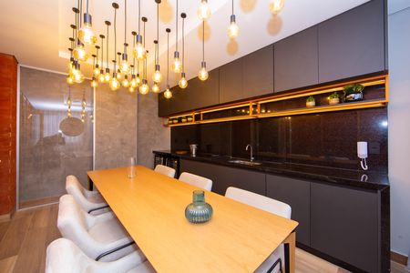 Apartamento para alugar com 66m², 2 quartos e 2 vagas Apartamento para alugar com 66m², 2 quartos e 2 vagasSALA WINE