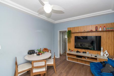 Apartamento à venda com 82m², 2 quartos e 1 vaga Apartamento à venda com 82m², 2 quartos e 1 vagaSala