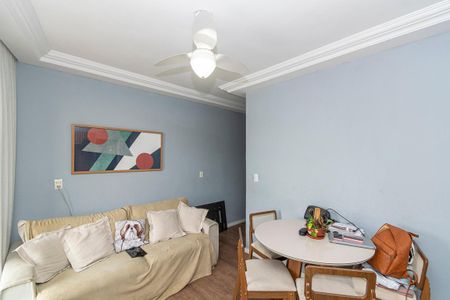 Apartamento à venda com 82m², 2 quartos e 1 vaga Apartamento à venda com 82m², 2 quartos e 1 vagaSala