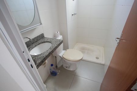 Apartamento para alugar com 55m², 2 quartos e sem vagaBanheiro