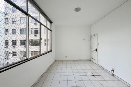 Sala  de apartamento à venda com 1 quarto, 37m² em Copacabana, Rio de Janeiro