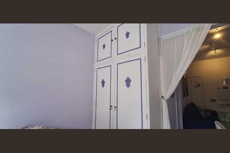 Apartamento à venda com 35m², 1 quarto e sem vaga