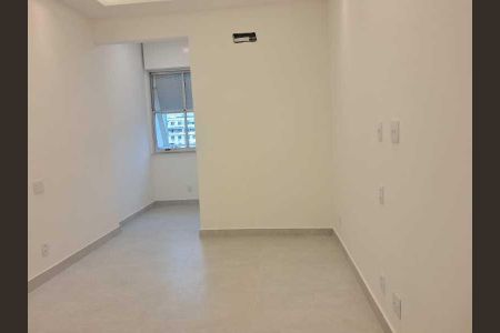 Apartamento à venda com 76m², 2 quartos e sem vaga
