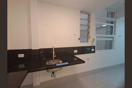 Apartamento à venda com 76m², 2 quartos e sem vaga