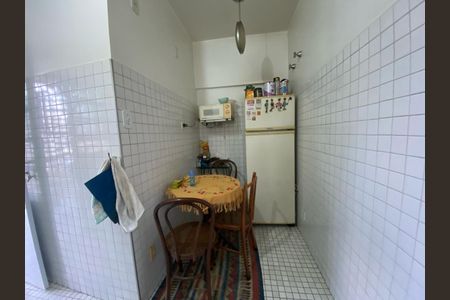 Apartamento à venda com 132m², 3 quartos e 1 vaga
