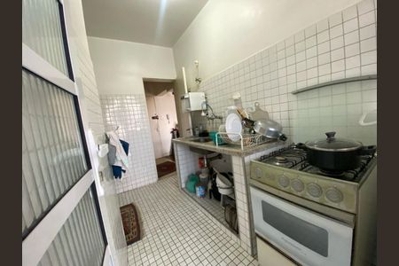 Apartamento à venda com 132m², 3 quartos e 1 vaga