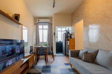 Apartamento à venda com 2 quartos, 70m² em Centro, Rio de Janeiro