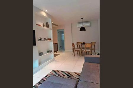 Apartamento à venda com 70m², 2 quartos e 1 vaga