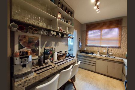 Apartamento à venda com 130m², 4 quartos e 2 vagas