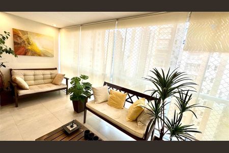 Apartamento à venda com 2 quartos, 74m² em Campo Belo, São Paulo