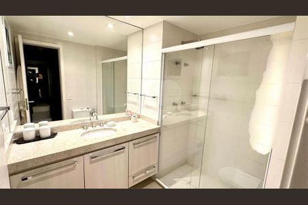 Apartamento à venda com 2 quartos, 74m² em Campo Belo, São Paulo