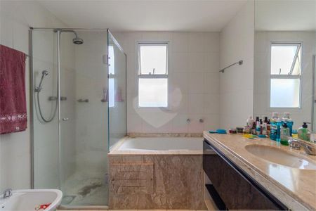 Apartamento à venda com 186m², 3 quartos e 3 vagas